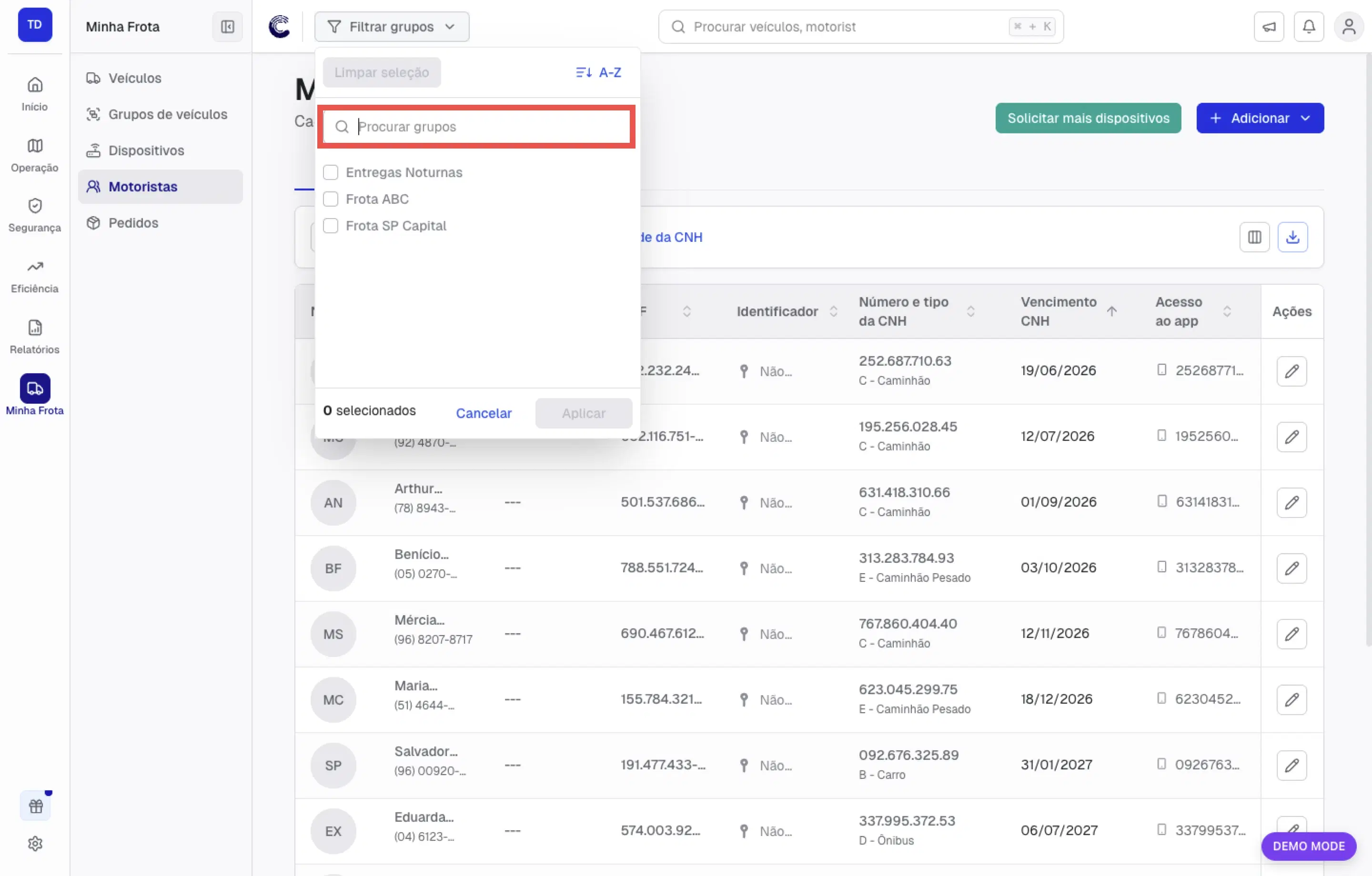 Filtro de grupos aberto com a busca pelo agrupamento da frota
