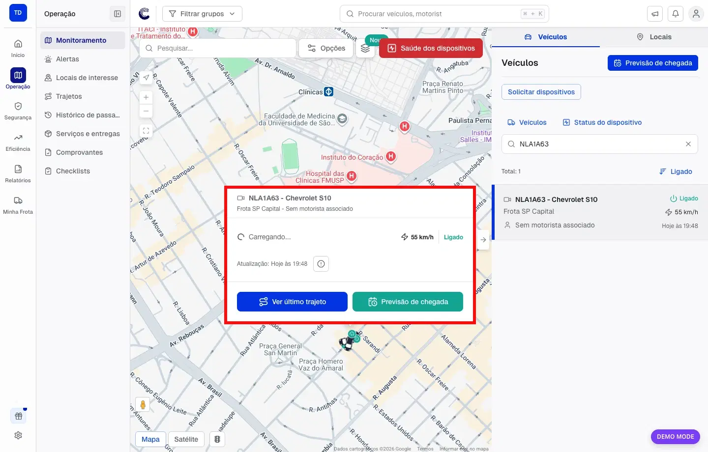 Detalhe do veículo aberto no mapa com botões Ver último trajeto e Previsão de chegada destacados
