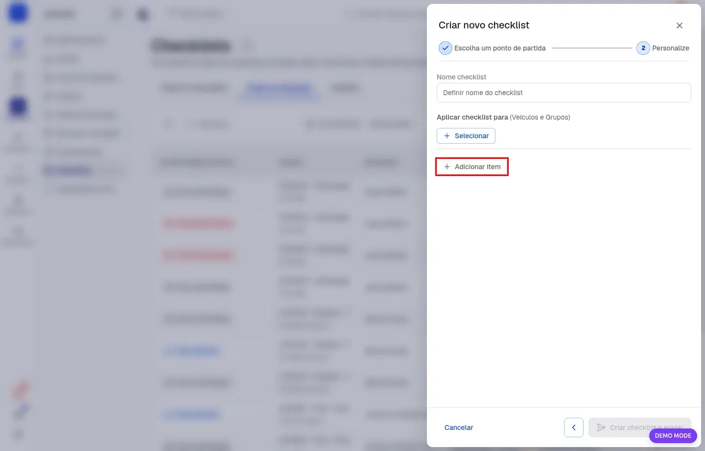 Botão para adicionar itens ao checklist destacado no modal de criação